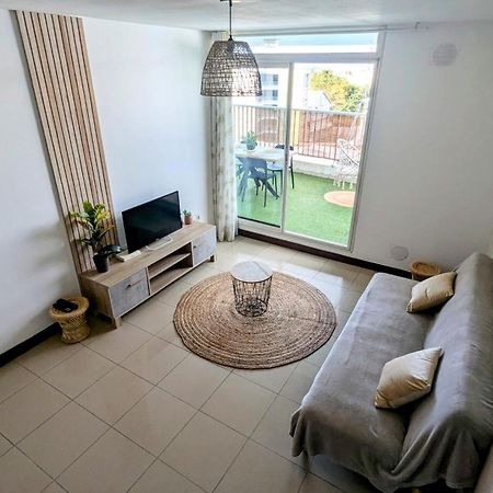 Entièrement équipé, climatisé, Wifi, au dernier étage sans vis à vis Apartamento Saint-Denis Exterior foto